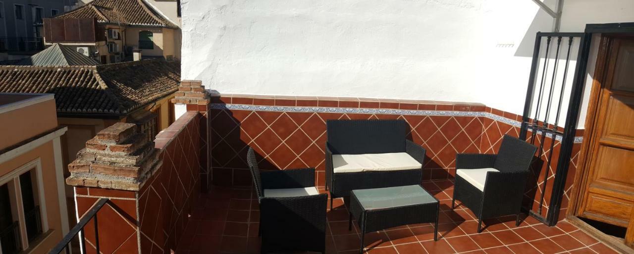 Roseia Apartamentos Granada Exterior photo