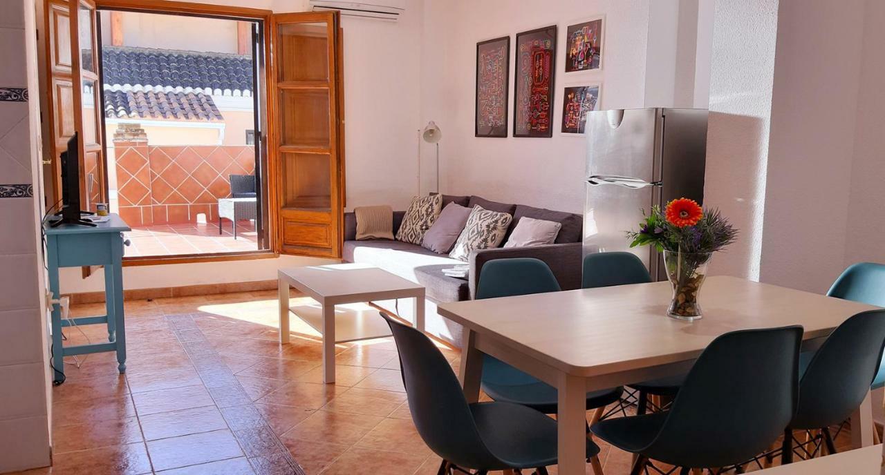 Roseia Apartamentos Granada Exterior photo
